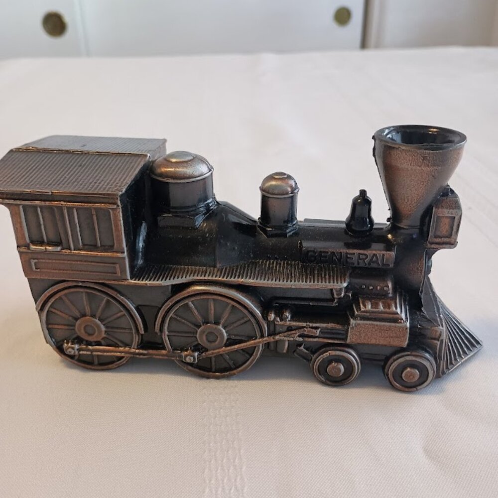 Vintage 1974 Banthrico Chicago Cast Metal General Locomotive Bank